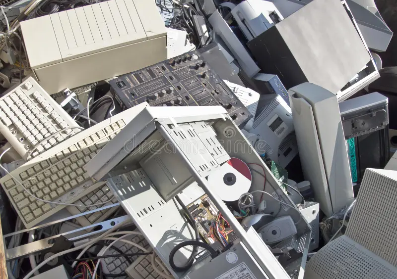 computer-scrap-25538663